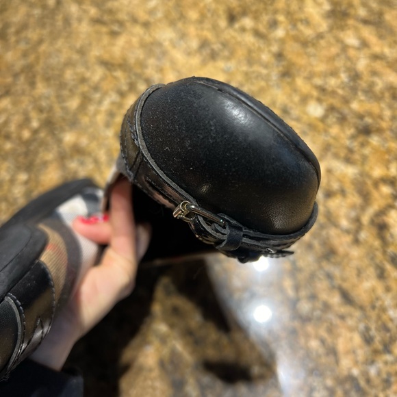 Burberry flats authentic size 39 - Picture 3 of 12